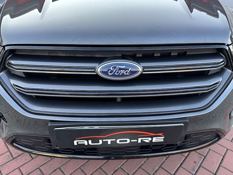 Ford Kuga (2019) 2.0 TDCi ST-Line Xenony AT - fotka 39 z 48