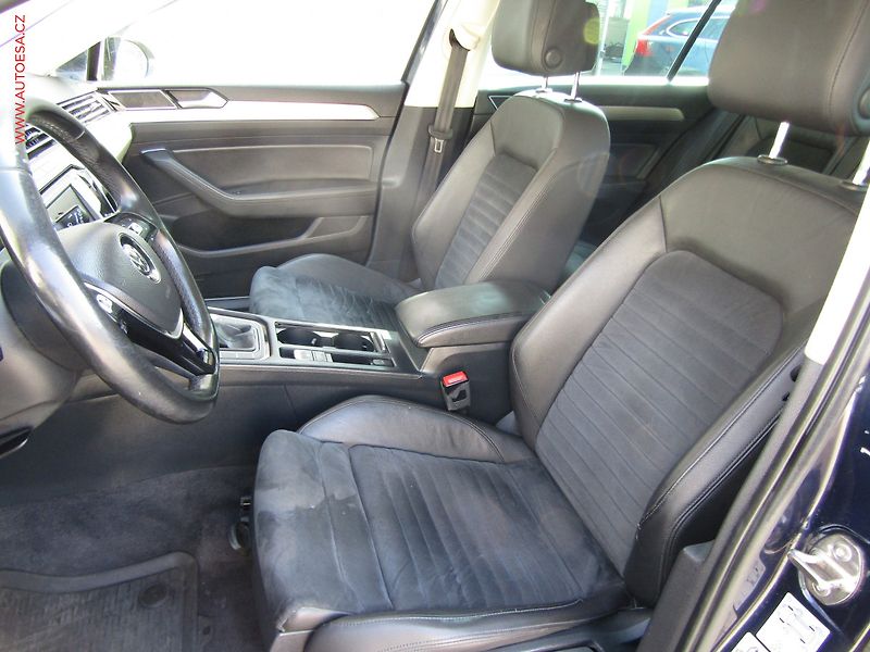 Volkswagen Passat (2015) 2.0 TDi, Highline, TZ - fotka 9 z 19