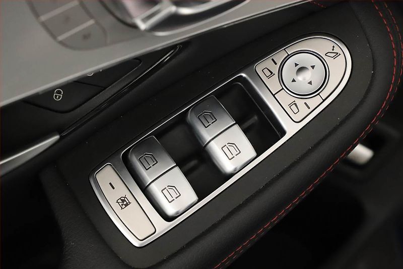 Mercedes-Benz GLC (2021) 43 AMG - fotka 25 z 28