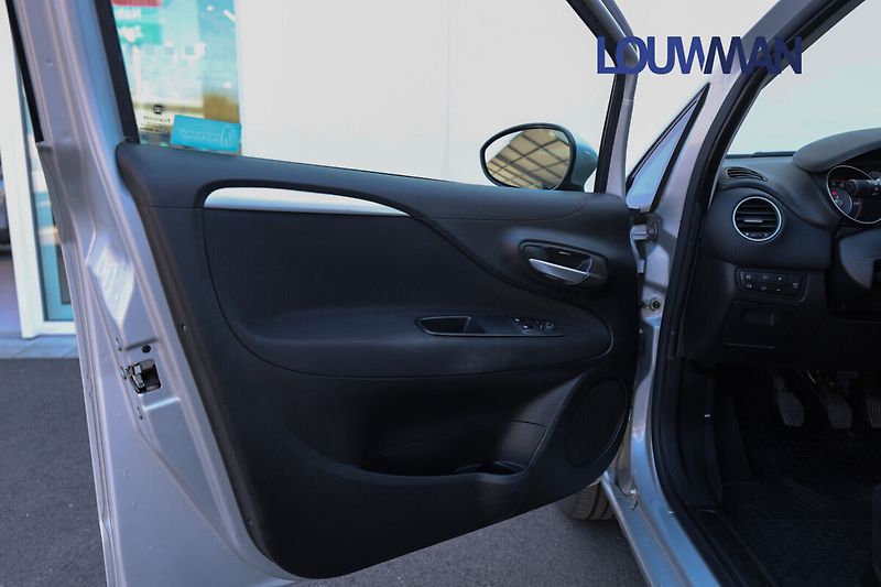 Fiat Punto - fotka 12 z 23
