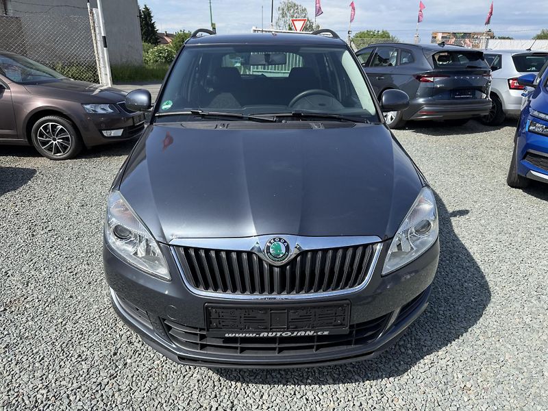 Škoda Fabia 1.2 TSI FAMILY - fotka 2 z 13