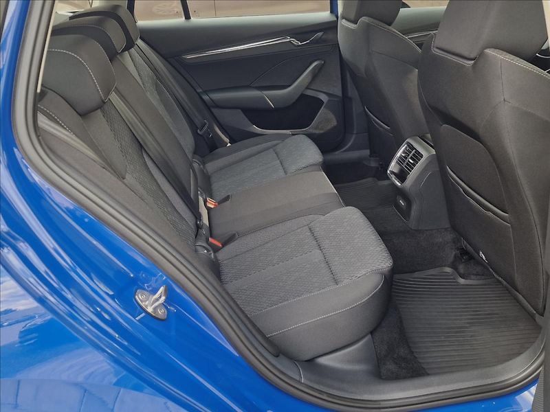 Škoda Octavia 2.0 TDI Style Combi,ČR,1.Maj. - fotka 15 z 49