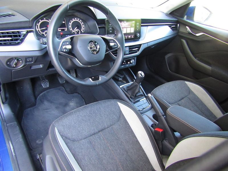 Škoda Kamiq (2023) 1.0 TSI 81kW CZ PŮVOD - fotka 13 z 37