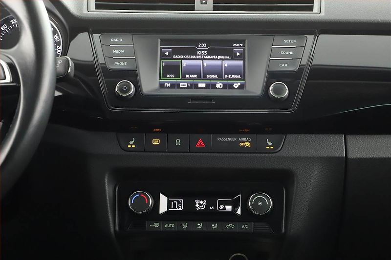 Škoda Fabia (2017) Scoutline 1.2 TSI, Serv.kniha - fotka 10 z 13