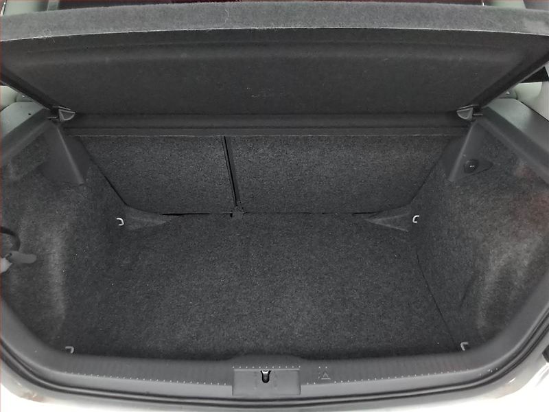 Volkswagen Polo (2007) 1.2, ČR,1.maj, Serv.kniha - fotka 13 z 17