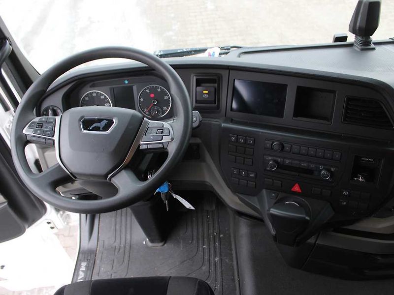 MAN TGX 18.470 XL, LOWDECK, NEZÁVISLÁ - fotka 8 z 19