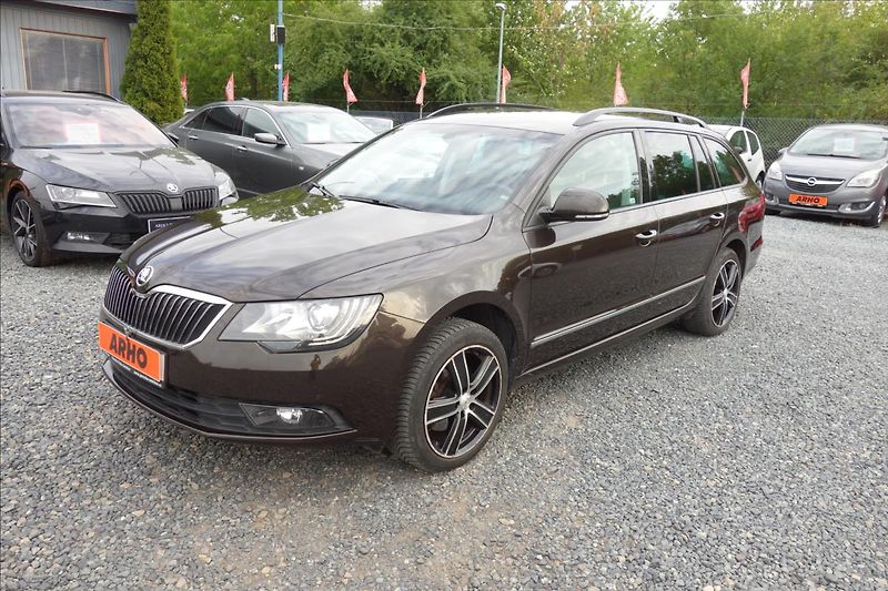 Škoda Superb 2,0 TDi 103KW,ČR,ACTIVE,4x4. - fotka 2 z 6