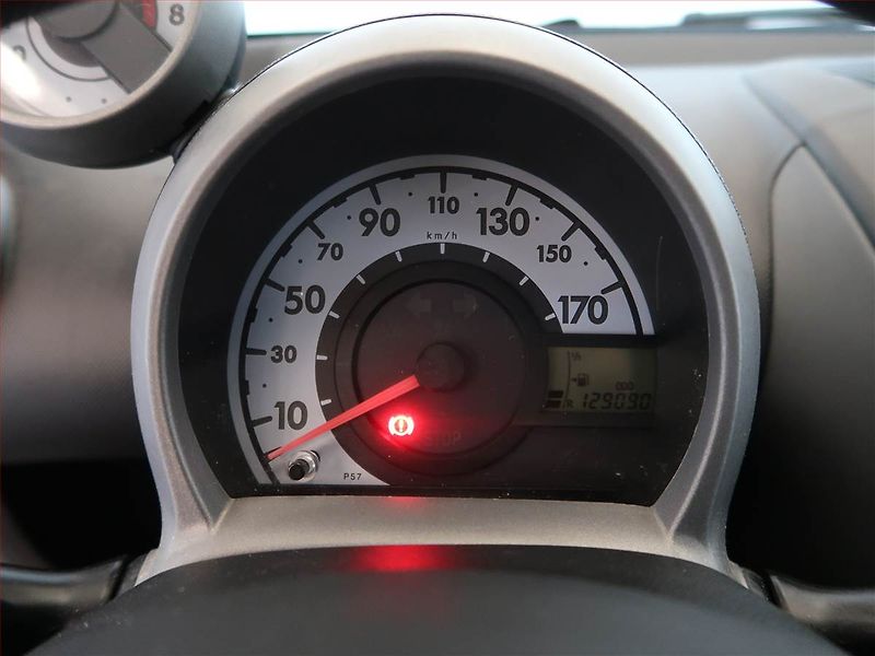 Citroën C1 (2008) 1.0, po STK, dobrý stav - fotka 11 z 14