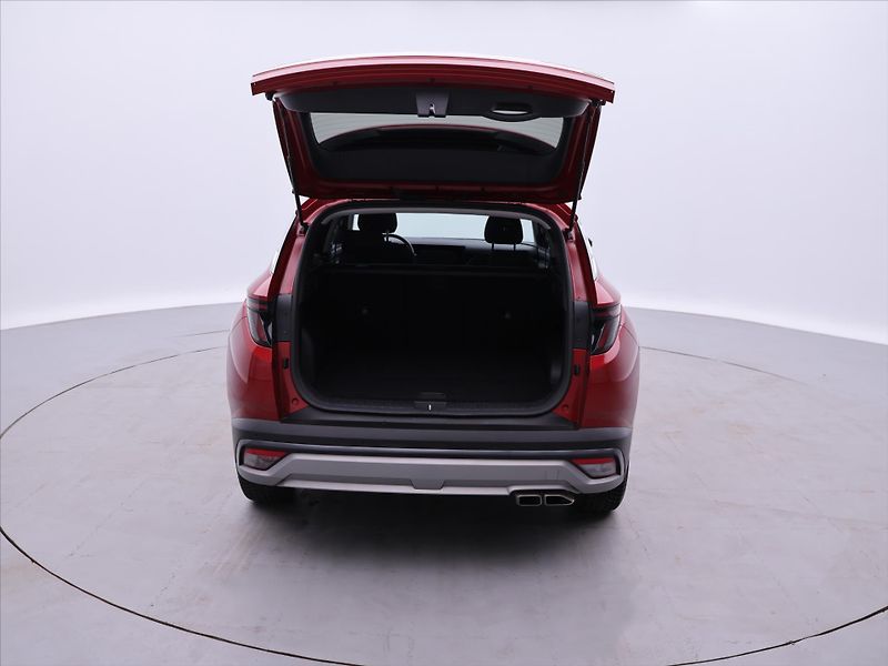 Hyundai Tucson 1,6 T-GDI 117kW AWD Style DPH - fotka 9 z 29