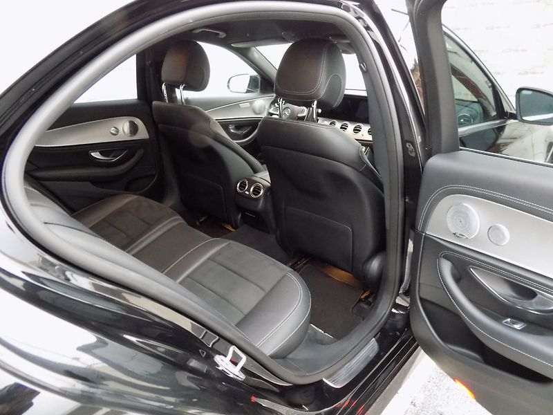 Mercedes-Benz Třídy E (2018) 350d/AMG Line/4-Matic/LED/ - fotka 19 z 45
