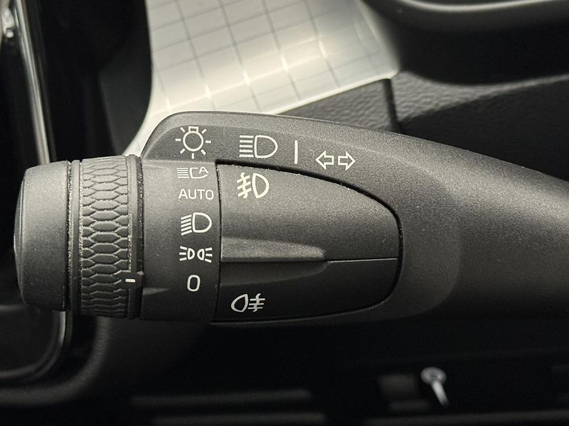 Volvo XC40 T3 MOMENTUM CZ 1.maj - fotka 31 z 47