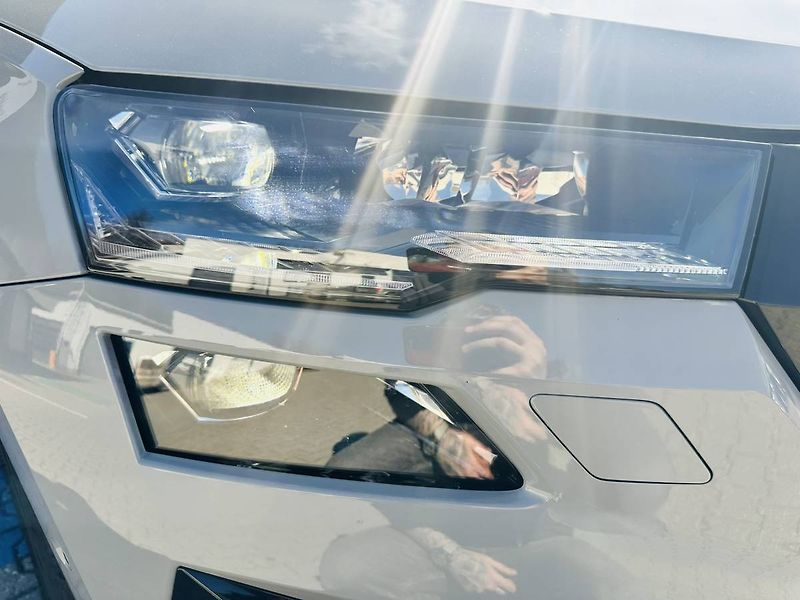 Škoda Karoq Sportline 2,0TDI 110kW DSG7 4x - fotka 34 z 37