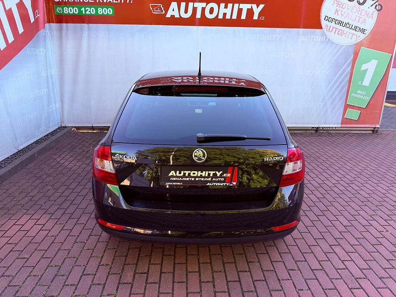 Škoda Rapid 1.4 TSi Elegance DSG Spaceback - fotka 7 z 25