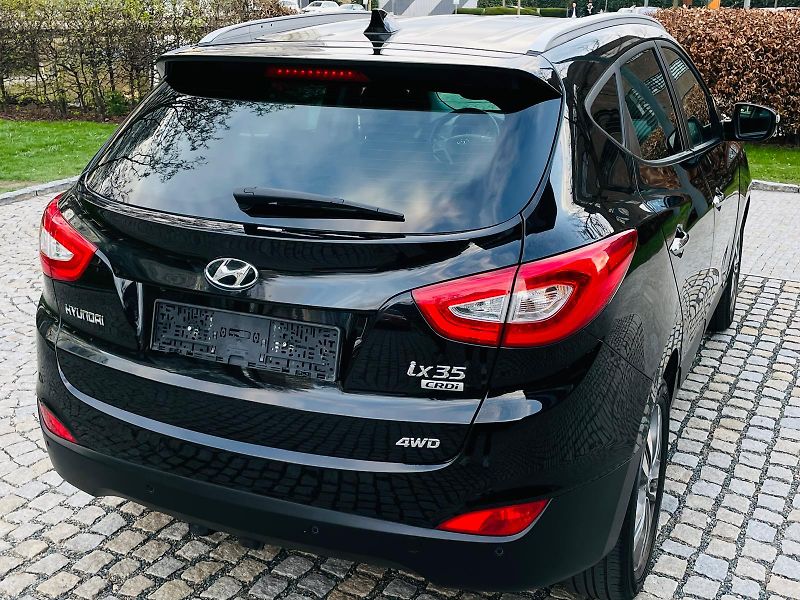 Hyundai ix35 2.0CRD 4X4 AUT KAMERA SERVISKA - fotka 13 z 44
