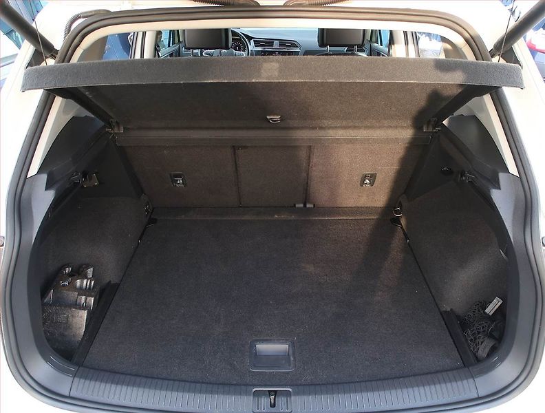 Volkswagen Tiguan (2020) Elegance 2.0 TDI - fotka 14 z 22