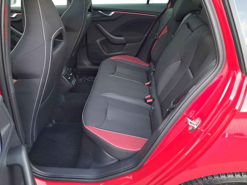 Škoda Scala (2022) 1.5TSi, 1.maj,ČR, MC, DSG - fotka 10 z 18