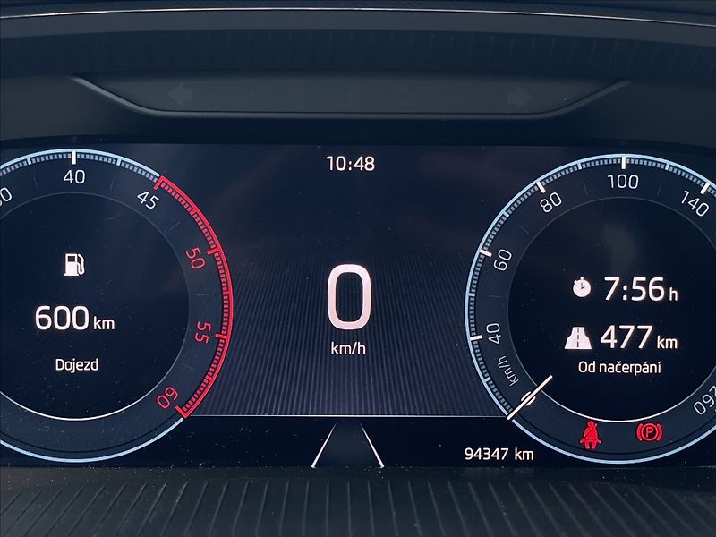 Škoda Octavia 2,0 TDI Combi Ambition Plus - fotka 10 z 23