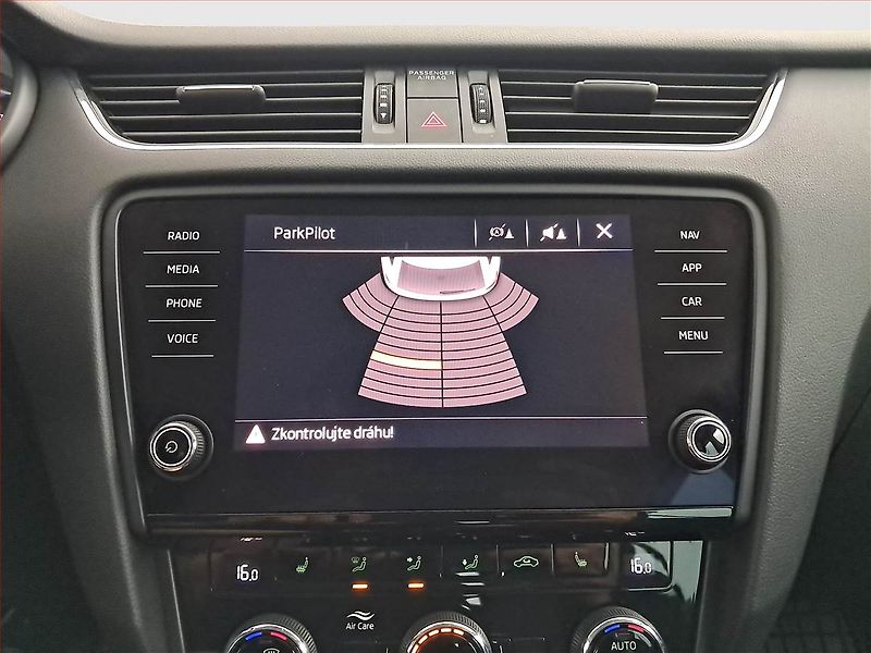 Škoda Octavia (2020) Ambition Plus 1.6 TDI - fotka 16 z 19