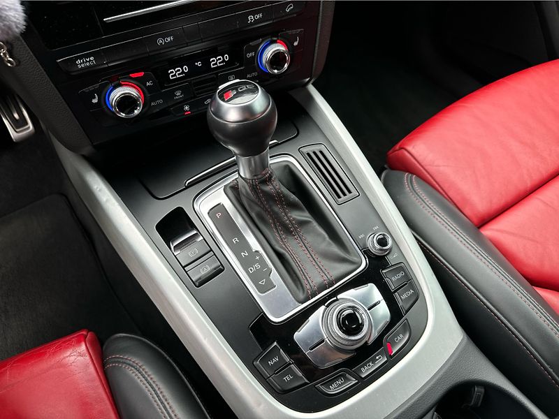 Audi SQ5 BiTDI 230KW quattro - fotka 17 z 17