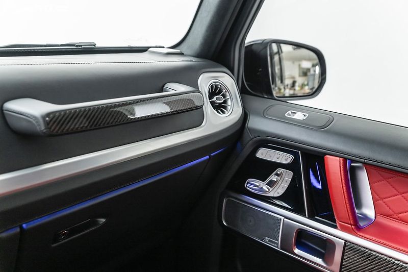 Mercedes-Benz Třídy G G63 AMG*CZ*Karbon*22kola*TV - fotka 37 z 46