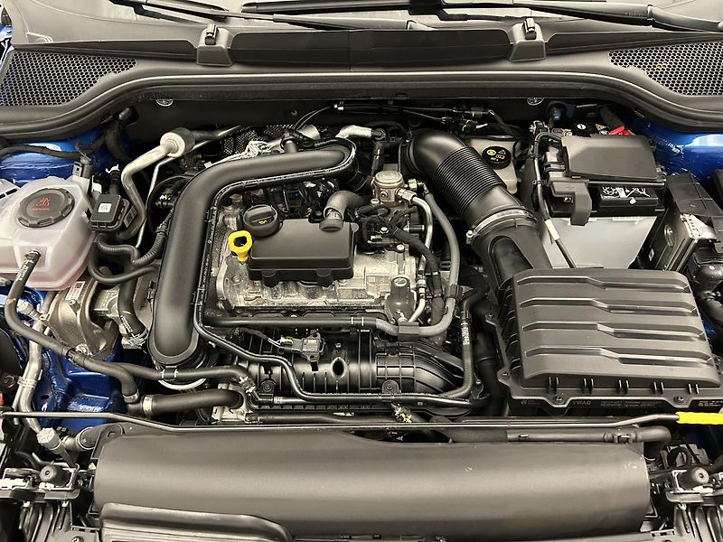 Škoda Scala 1.0 TSi Top selection - fotka 25 z 25