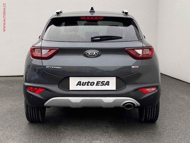 Kia Stonic (2019) 1.0 T-GDi, Navi, kamera, kůže - fotka 5 z 15