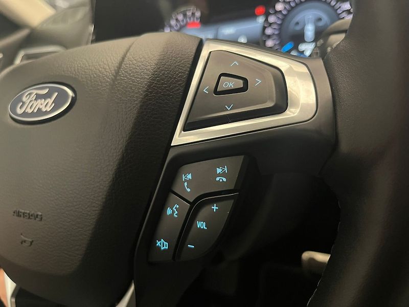 Ford S-MAX 2.5 FHEV VIGNALE REZERVACE - fotka 15 z 50