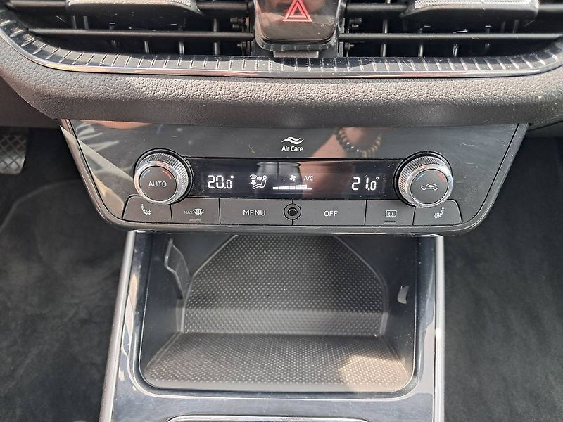 Škoda Fabia (2023) IV STYLE Plus 1.0 TSI / 81 kW - fotka 11 z 25