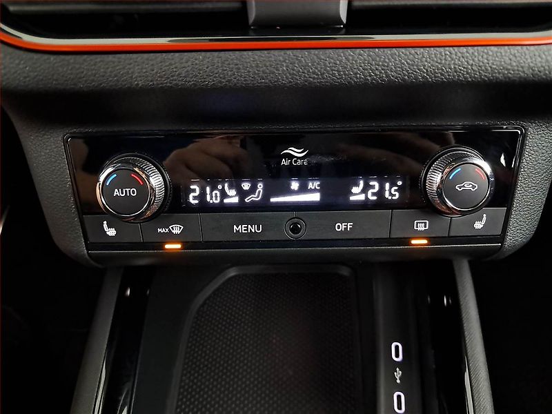 Škoda Scala (2022) Monte Carlo 1.0 TSI - fotka 15 z 25