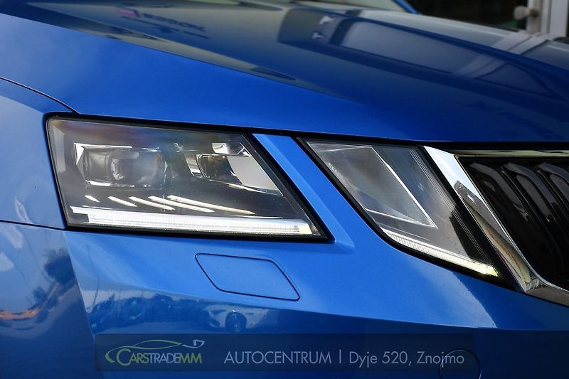 Škoda Octavia 1,6 TDI DSG STYLE & DYNAMIC - fotka 52 z 53