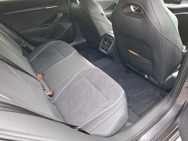 Škoda Superb (2025) SPORTLINE 110/2.0 A7A - fotka 25 z 28