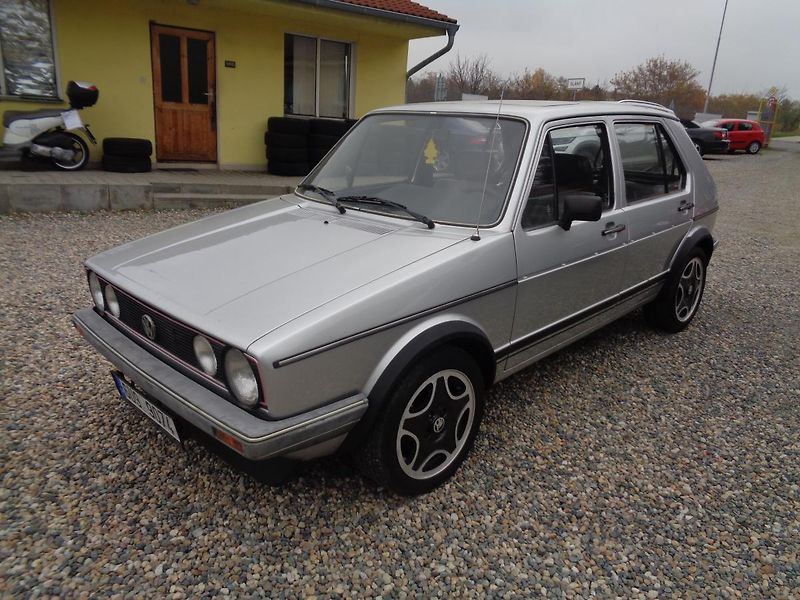 Volkswagen Golf 1,6 GX   Diesel - fotka 2 z 12