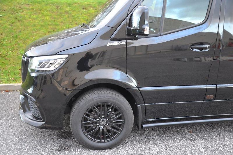 Mercedes-Benz Sprinter 319 Camper Family - fotka 43 z 51