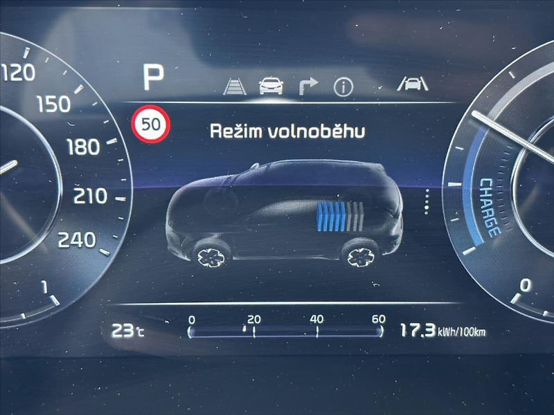 Kia e-Niro 0,0 Style ZÁRUKA 1.ČR SoH 99% - fotka 39 z 42