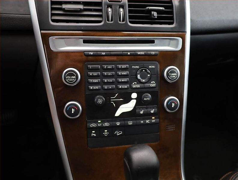 Volvo XC60 (2009) 2.4 D, 4X4, Automat, po STK - fotka 10 z 15