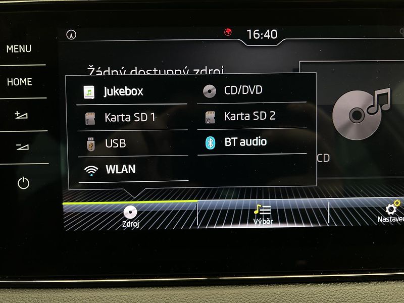 Škoda Karoq 2.0 TDI 4x4 Style - fotka 23 z 32