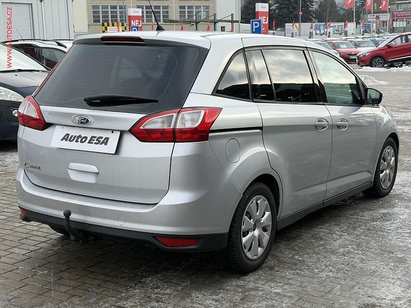 Ford Grand C-MAX (2011) 2.0 TDCi, AC, TZ - fotka 6 z 16