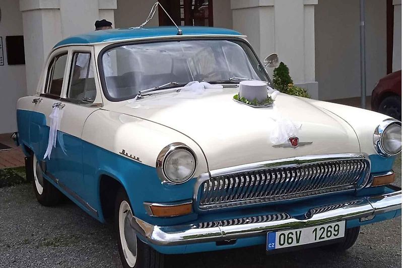 Svatba se konala 13.6.2020 a na auto nám posadili synovce Matyáše.