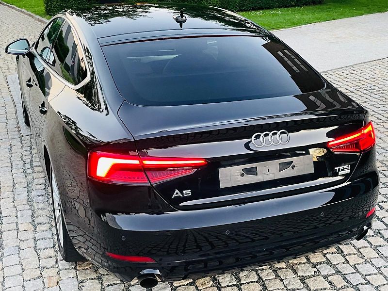 Audi A5 2.0i 140KW AUT KAMERY VÝHŘEV - fotka 15 z 52