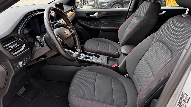 Ford Kuga (2024) 2.5 phev, ST-LINE,50KM DOJEZD - fotka 2 z 21