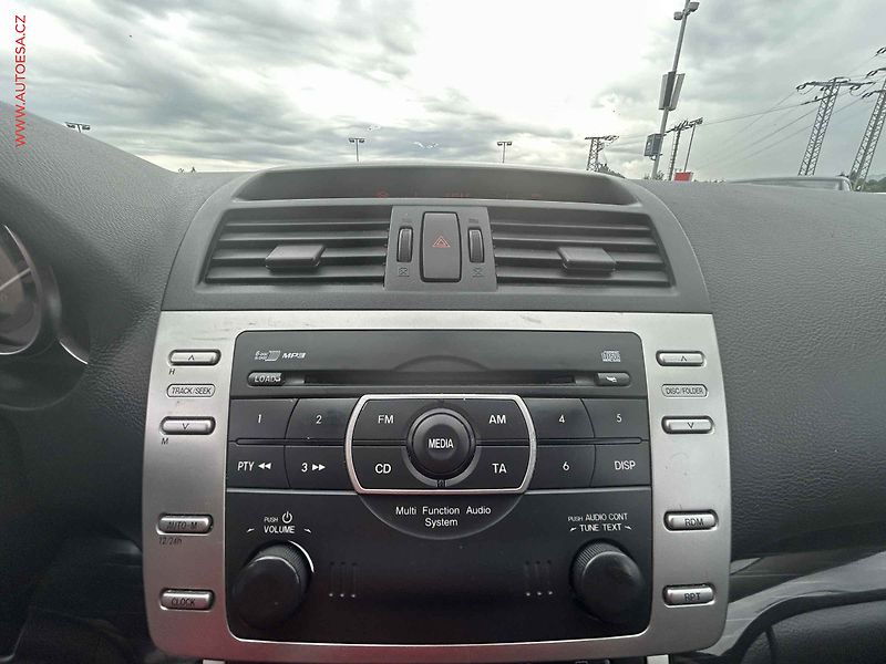 Mazda 6 (2009) 2.0i, AC, TZ, tempo - fotka 13 z 15