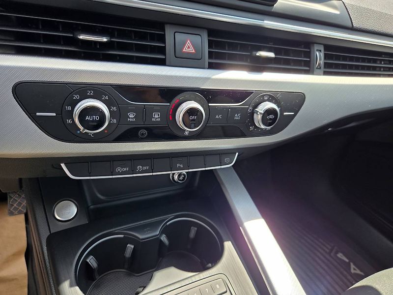 Audi A4 2.0 TDI DSG - fotka 24 z 37