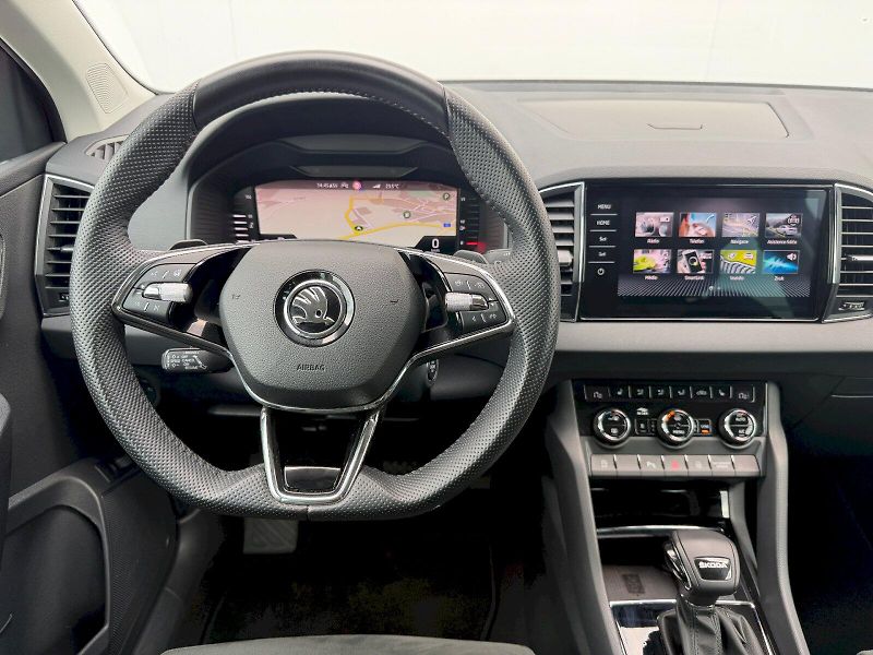 Škoda Karoq (2022) 1.5 TSI 110kW Style Matrix Nez - fotka 8 z 35