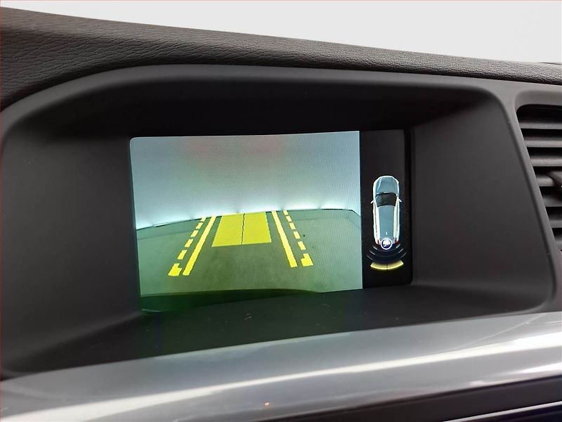 Volvo V60 (2017) D3 2.0, Automat, Xenony - fotka 20 z 20