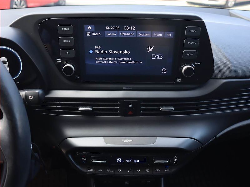 Hyundai i20 (2022) 1.0 T-GDI, Automat, Serv.kniha - fotka 12 z 21