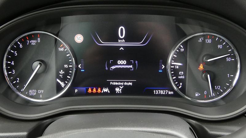 Opel Insignia ST 2,0 T 4x4 GSi - fotka 13 z 27
