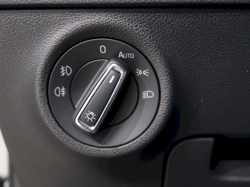 Škoda Karoq (2022) STYLE PLUS 2.0TDI 85KW DSG - fotka 34 z 37