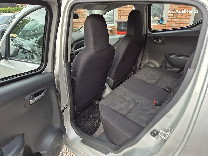 Suzuki Alto (2009) 1.0i 50KW klima El.předni okna - fotka 37 z 54