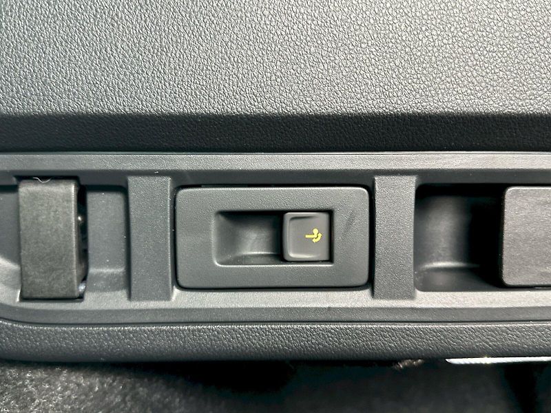 Škoda Octavia (2025) Combi DSG 1.5TSI 110kW SportLi - fotka 31 z 33