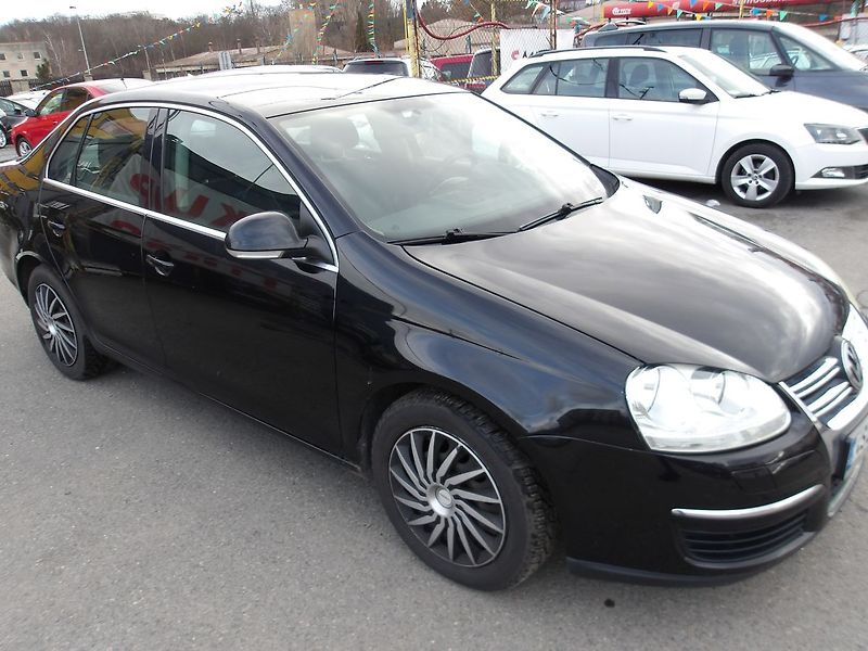 Volkswagen Jetta 1,9TDi77kW 2xkola!Po rozvodech - fotka 3 z 22